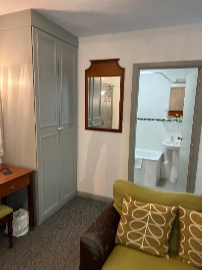 The Chainbridge Hotel 兰戈伦 外观 照片